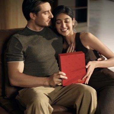 Máy massage cổ SKG G7 Pro Fold Titanium